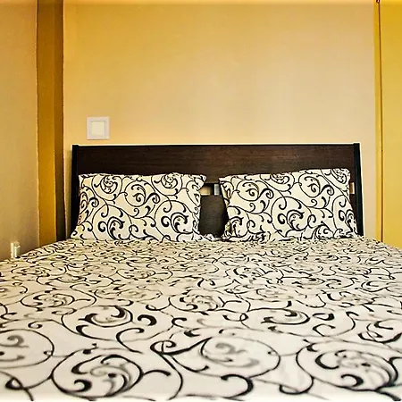 Smart Travellers Apartment Thessaloniki Exterior photo